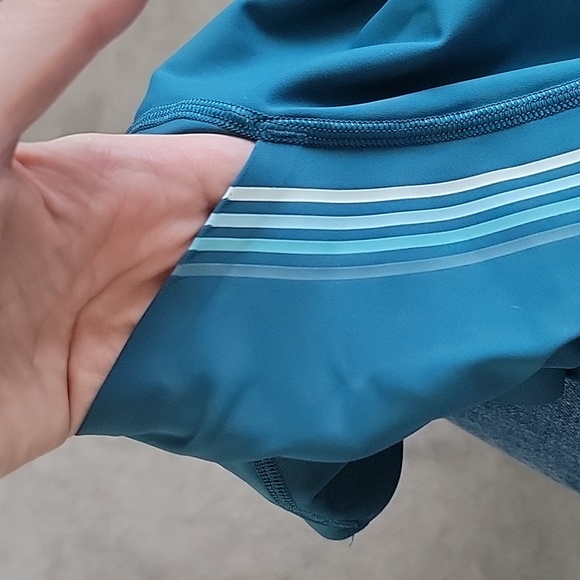 Lululemon women's align crop with side pockets - Picture 7 of 8